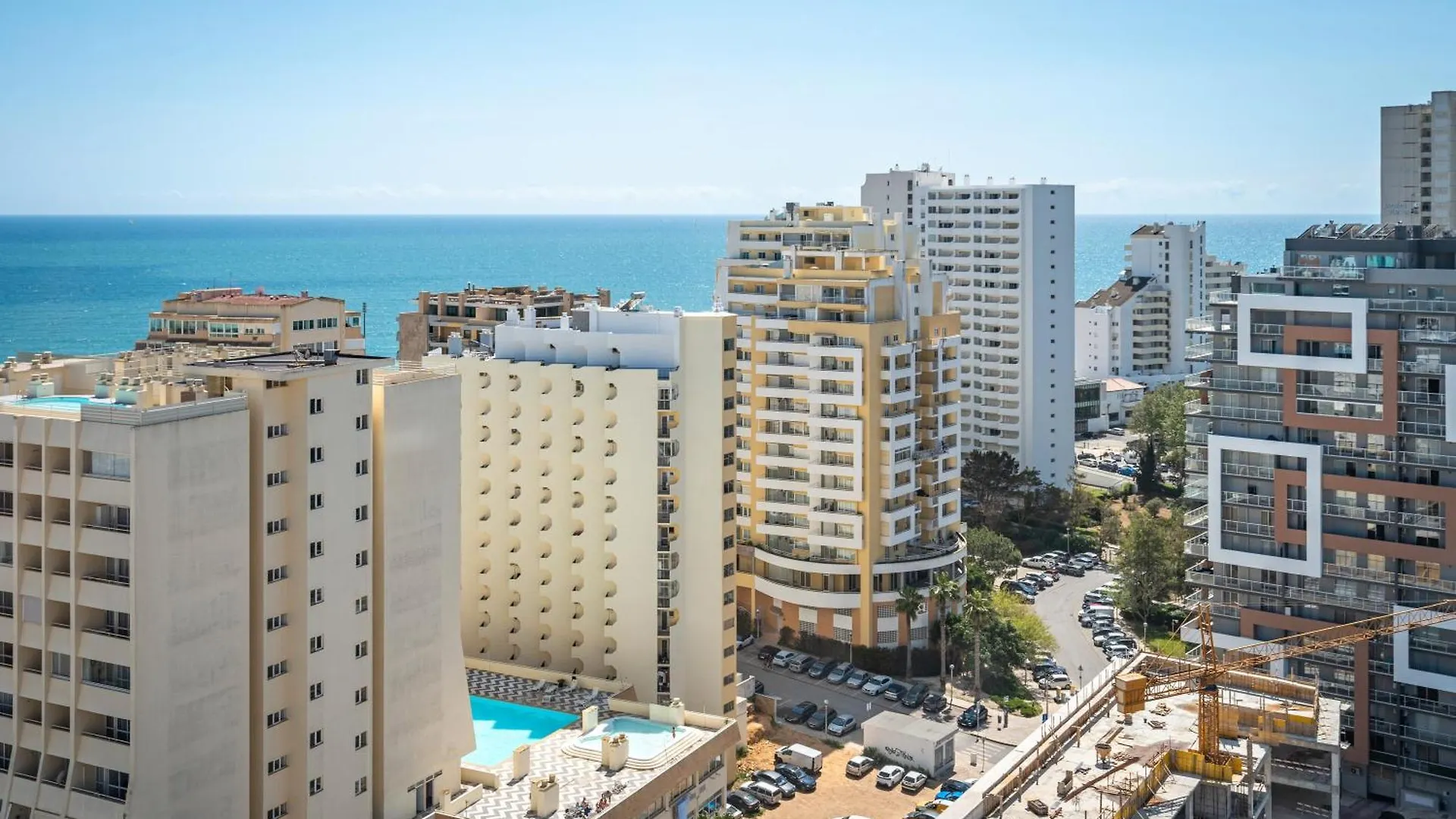 Modern Beach Apartment Portimão 0*,